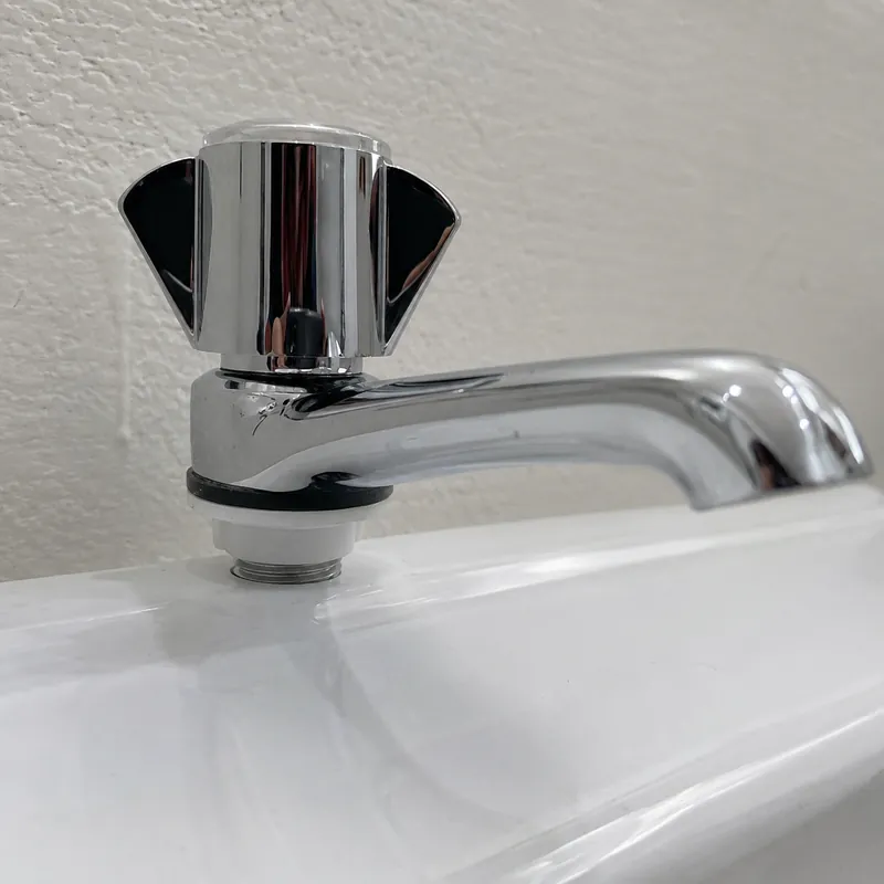 Llave P/Lavamanos T/Sayco 1/2 — vista 3